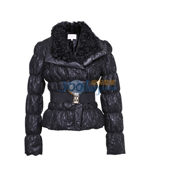 秋水伊人2011冬季新品时尚修身控羊羔毛领羽绒服114115024 黑色 XL