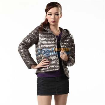 杨幂广告款 2011新款 冰洁羽绒服 女式休闲时尚短款 BG11114 灰色 185/104A(XXXL)