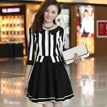 上新品女装 韩版修身显瘦 中袖连衣裙 加大码可