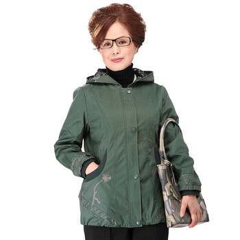 阔太女装秋冬季中老年女装妈妈装时尚宽松风衣