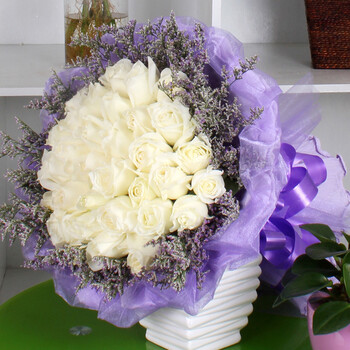 鲜花 求婚花束 33朵<em>白玫瑰</em> 爱情玫瑰花 <em>送女友</em>