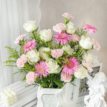 花点时间 鲜花送女友送老婆生日礼物 玫瑰10枝+康乃馨10枝+非洲菊5枝+黄莺5枝全利兔-实时优惠快报