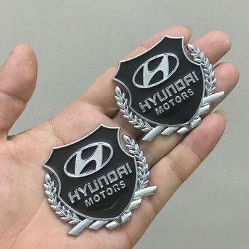 现代新途胜索纳塔朗动瑞纳名图ix35飞思ix25金属车门贴标后窗侧标志c