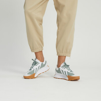 京东百亿补贴：Adidas 阿迪达斯 Neo中性FUTRO MIXRLifestyle 休闲鞋 IE2119运动户外类商品-全利兔-实时优惠快报