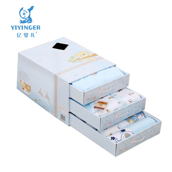 香港亿婴儿豪华三层婴儿礼盒衣服套装宝宝服饰