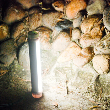 宜视 led节能应急灯 家用充电led创意手电筒 宿舍停电led照明灯野营灯夜市摆地摊灯 白色