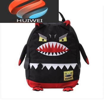 小恶魔小怪兽学生双肩背包爸爸去哪儿旅行书包sn0 黑色鲨鱼大号