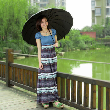 
                                                            FaSoLa雨伞加大加固强力拒水一甩干16骨防风碰击布长柄自动雨伞 枣红                
