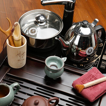 
                                        束氏功夫茶具套装 实木柯木茶盘茶壶茶杯茶海整套快速炉四合一茶具套装 独步青云祥龙003831                