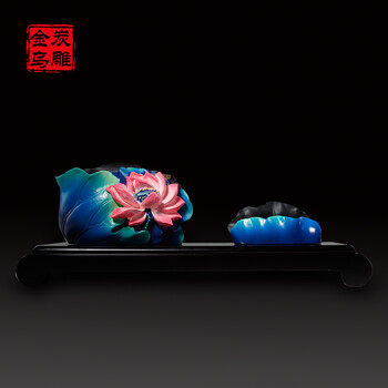 
                                        金乌炭雕（klinart）和乐吉祥组合笔筒 办公室摆件工艺品 红蓝色 300*110*130mm                