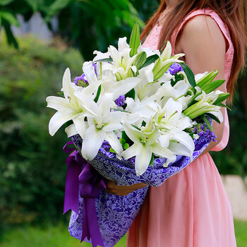 绿韵花田 香水百合花束鲜花速递恋情生日祝福