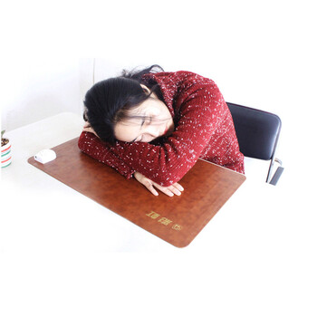 
                                        彩虹电热暖手书写桌垫 （1705）花色随机                