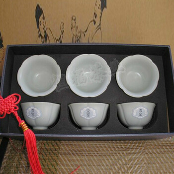 
                                        东道 礼盒 汝窑功夫茶具 中葵饮杯组6入景德镇开片陶瓷品杯40ml茶杯 送礼佳品 粉青色                
