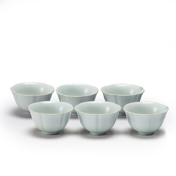 
                                        东道 礼盒 汝窑功夫茶具 中葵饮杯组6入景德镇开片陶瓷品杯40ml茶杯 送礼佳品 粉青色                