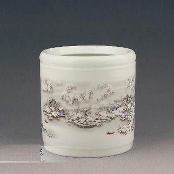 
                                        景德镇陶瓷器 创意礼品笔筒摆件 雪景 办公装饰品 摆设 陶瓷笔筒 陶瓷办公用品                