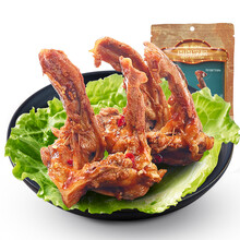 plus会员： 36.52 来伊份 甜辣鸭锁骨 112g/袋 *8件