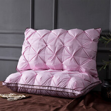 65元包邮  朴依家纺 扭花白鹅绒枕 48*74cm