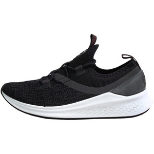 143元包邮   NEW BALANCE WLAZRMB  情侣鞋 缓冲跑步鞋