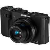 ���ǣ�SAMSUNG�� EX1 ������� ��ɫ ��1000������ 3��Amoled�ɷ�ת��  24mm���  F1.8��Ȧ 1/1.7Ӣ��CCD��