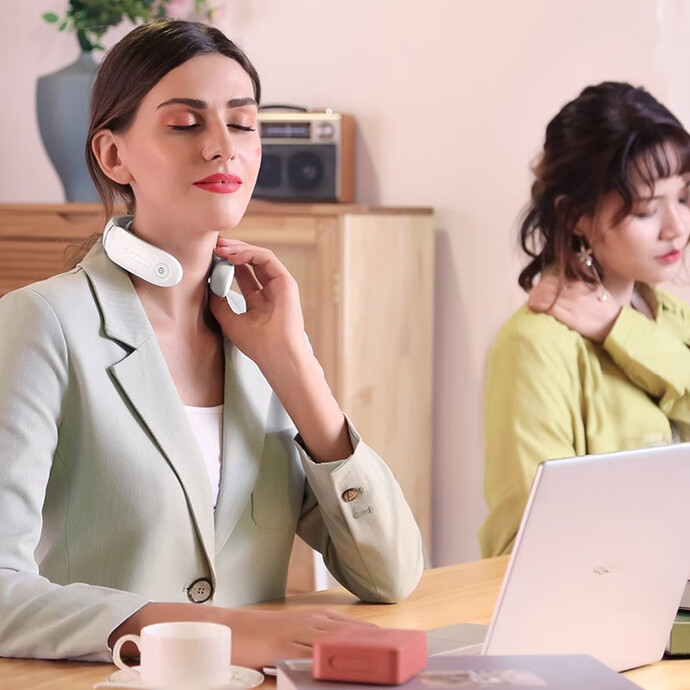 SKG 智能语音播报 颈部按摩仪 护颈仪 4356 双重优惠折后￥299