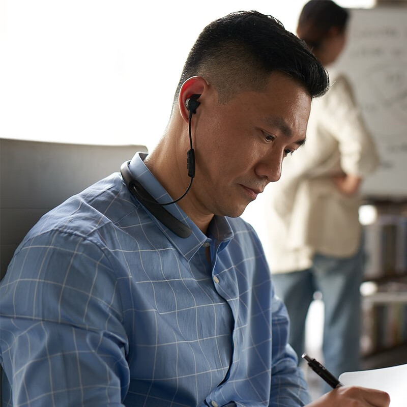 BBose QuietControl 30 主动降噪蓝牙入耳耳机 ￥899