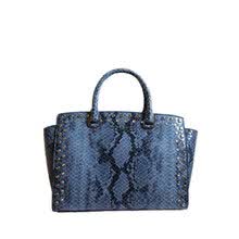 <em>Michael</em> <em>Kors</em> 迈克·柯尔 <em>女士</em>铆钉<em>手提包</em> <em>蓝色</em>
