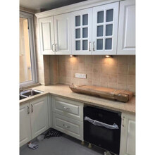 橱柜柜门用实木还是模压板_橱柜柜门用实木还是模压板_橱柜实木颗粒板好吗