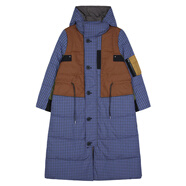 Donoratico/達(dá)衣巖2020冬防寒高級(jí)感加厚連帽修身羽絨服 原創(chuàng)設(shè)計(jì)感拼接外套 驚藍(lán) S