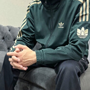阿迪達(dá)斯 （adidas）外套男裝2025春秋季新款三葉草運(yùn)動(dòng)服三條杠立領(lǐng)男士上衣夾克梭織 JL8400綠色 S 推薦120-135斤