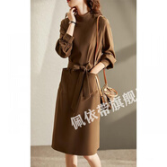 佩依帶 2021新款倩依春秋季新款簡(jiǎn)約設計款時(shí)尚小立領(lǐng)收腰顯瘦連衣裙女D41057 咖啡色 S(建議95斤以?xún)?