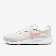 耐克（NIKE）女鞋夏季新款運動(dòng)鞋輕便舒適休閑鞋網(wǎng)面透氣跑步鞋CW3178-611 DR4495-101/網(wǎng)面透氣/白粉 39