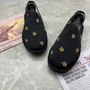 ZUYLFYP老北京刺繡布鞋男快手紅人社會鞋臺州西山手工新款小伙學(xué)生情侶鞋 黑色 楓葉 36