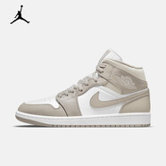 耐克（NIKE）aj1男鞋 Air Jordan 1 mid 喬1中幫男子灰白黑休閑運動(dòng)籃球鞋 554724-082 淺骨色 麻布奶油 42