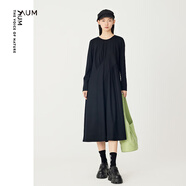 噢姆（AUM）【咩咩系列】AUM噢姆冬新款黑色不對(duì)稱分割設(shè)計(jì)羊毛針織連衣裙 黑色 L