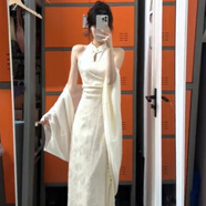 蓉月閣新中式女裝國風(fēng)改良旗袍裙氣質(zhì)名媛修身包臀連衣裙開(kāi)衫兩件套 杏色-單披肩 S