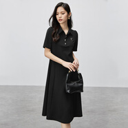 尚都比拉休閑連衣裙女垂感氣質(zhì)通勤小個(gè)子POLO裙短袖夏天a字裙子 雅黑色 S