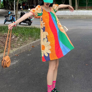 創(chuàng)京懿選2024連衣裙度假風(fēng)多巴胺大碼女裝法式彩虹條紋連衣裙夏季胖MM寬松 彩虹色 M【建議75-95斤】
