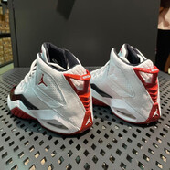 耐克（NIKE）新款男鞋運動(dòng)鞋AIR JORDAN BLOYAL氣墊訓練鞋耐磨實(shí)戰中幫籃球鞋 315317-160/白黑紅 42.5