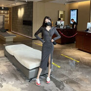 尚簡(jiǎn)紛長(cháng)袖帶帽連衣裙女早夏季2026新款設計感修身顯瘦褶皺開(kāi)叉過(guò)膝裙子 深灰色 M 建議100-110斤