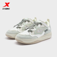 特步（XTEP）啟浪CTR板鞋女輕便 包裹 凝脂綠/帆白 35