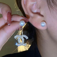 蝴蝶少女網(wǎng)紅同款兩戴耳釘女時(shí)尚百搭滿(mǎn)仿鉆耳環(huán)超閃2024爆款耳墜送生日禮 雙鏈雙C耳釘