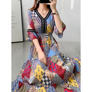 小紅書(shū)同款波西米亞夏季碎花長(cháng)裙V領(lǐng)沙灘裙荷葉邊連衣裙子女高腰 方塊紅色 L