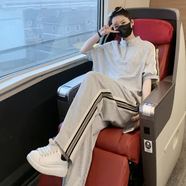 APKF大碼女裝夏季胖mm新款套裝韓版胖妹妹顯瘦遮肚子胖MM特300斤運(yùn)動(dòng) 灰色套裝短袖+長(zhǎng)褲 4XL 建議190-220斤