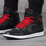 耐克（NIKE）AIR JORDAN 1男女鞋情侶款AJ1高幫籃球鞋 575441-555088-060黑絲綢 44