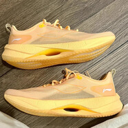 李寧（LI-NING）超輕21跑步鞋女鞋2025秋季新款跑鞋網(wǎng)面減震競速透氣運(yùn)動(dòng)鞋 熒光橙ARBU002-45 35