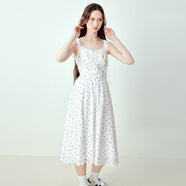 樂(lè )町法式設計感碎花裙寬肩帶吊帶裙蕾絲花邊浪漫裙子 白色（預售） M