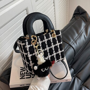 慕昂小眾設計呢子包包2025新款包包女包秋季網(wǎng)紅質(zhì)感斜挎包手提戴妃包 黑色