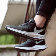 耐克（NIKE）男鞋新款夏季 ZOOM 跑步休閑健身訓(xùn)練緩震輕便跑步鞋 AQ7497-001 黑色 40