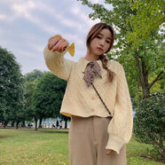 SSCURVE龍年本命年衣服女紅色打底衫女高級(jí)感感日系甜美秋冬毛衣針織開衫 米白色 【配領(lǐng)帶】 S
