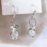 蕉夏耳環(huán)2024年新款潮氣質(zhì)耳墜設(shè)計感韓國網(wǎng)紅大氣花朵耳飾 冰雪美人銀色